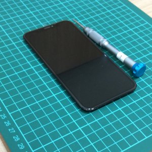 iPhoneXR パネル交換