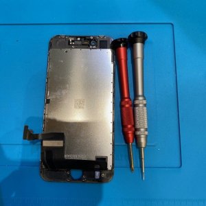 iPhone8 液晶交換