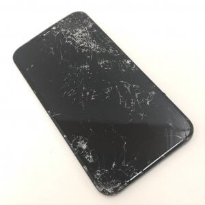 iPhone11　フロントパネル交換