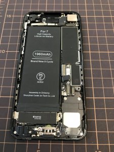 iPhone7 バッテリー交換