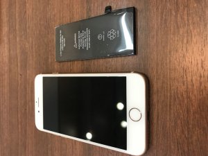 iPhone8 バッテリー