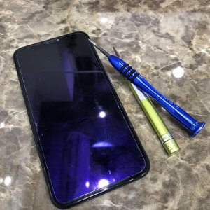 iPhone11 液晶交換