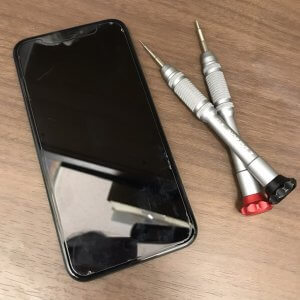 iPhoneXS 液晶交換