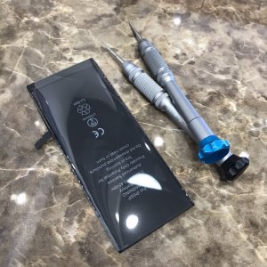 iPhone6sプラス バッテリー交換