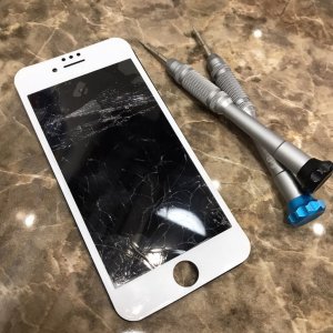 iPhone7 液晶交換