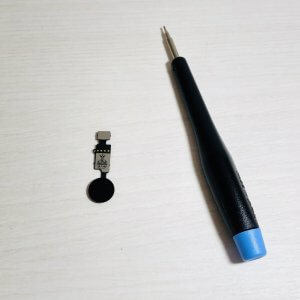 iPhone8Plusホームボタン交換