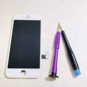 iPhone8フロントパネル交換