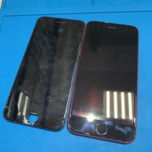 iPhoneSE2 パネル交換修理