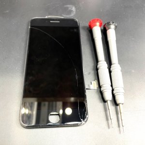 iPhone SE2 液晶交換