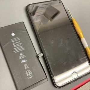 iPhone7plus バッテリー交換