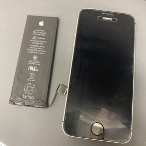 iPhone SE バッテリー 交換修理