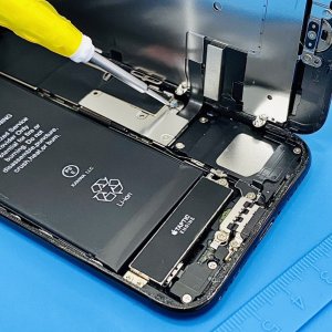 iPhone7バッテリー交換修理