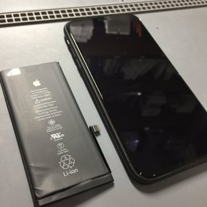 iPhone8plus バッテリー交換