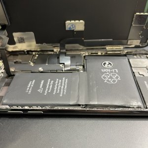 iPhone X バッテリー交換