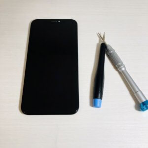 iPhoneXRフロントパネル交換
