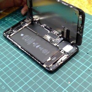 iPhone7 バッテリー交換