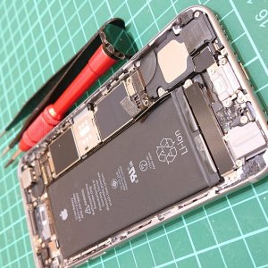 iPhone6S バッテリー交換