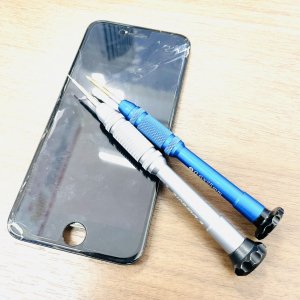 iPhone8 液晶交換 画面割れ