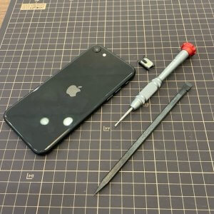 iPhoneSEⅡ イヤ スピーカー修理