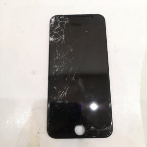 iPhone SE-2 パネル修理