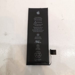 iPhone SE バッテリー交換
