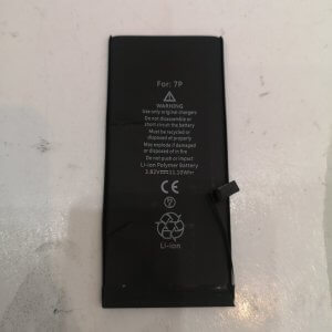 iPhone 7+ バッテリー交換