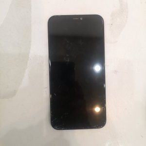 iPhone 11 パネル交換