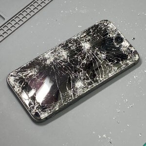 iPhone8 液晶交換