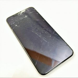 iPhone 11 液晶交換