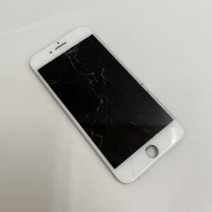 iPhone 8  フロントパネル交換