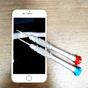 iPhone8 バッテリー交換