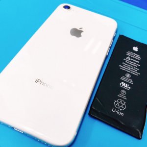 iPhone8 バッテリー交換