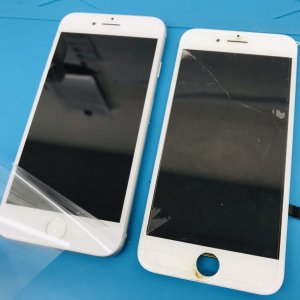 iPhone8 パネル交換&初期化