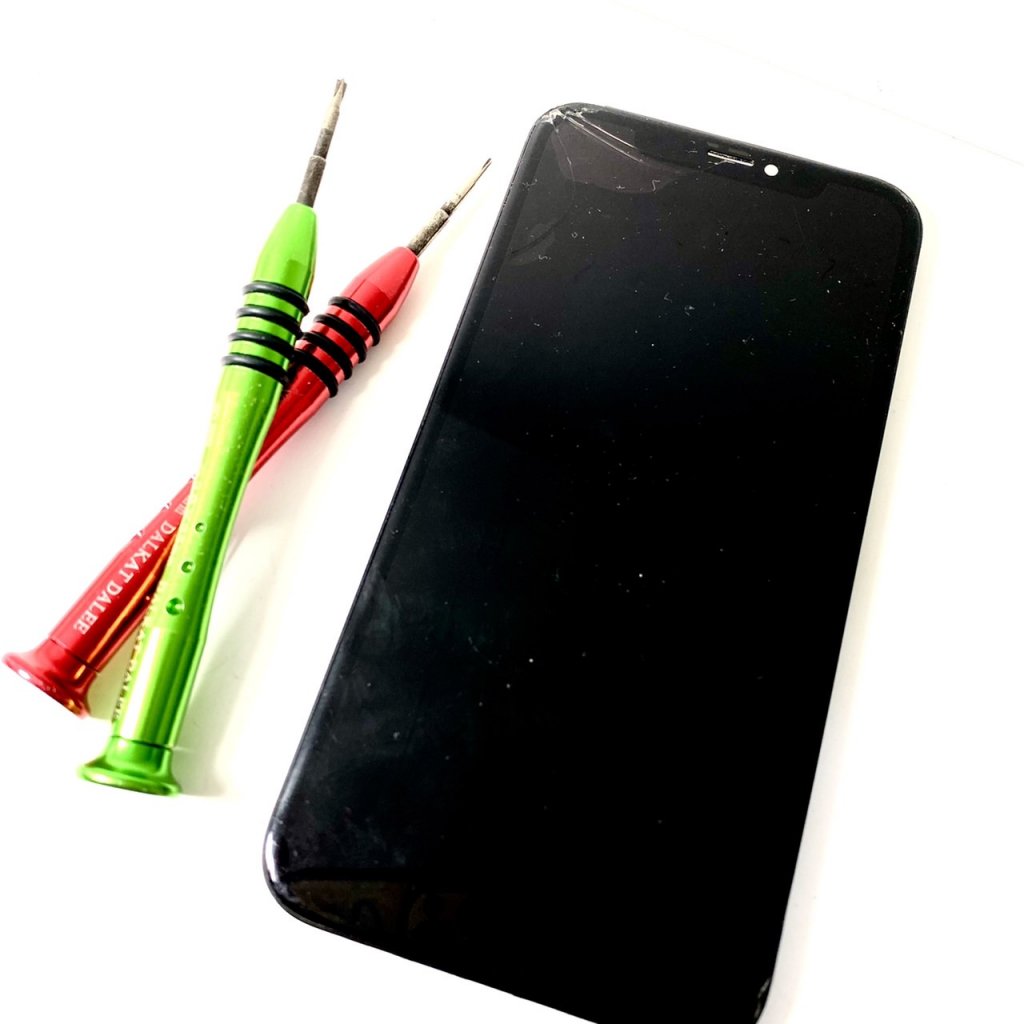 iPhoneXR 水没修理