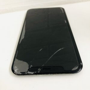 iPhone11 フロントパネル交換
