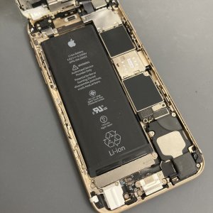 iPhone6S バッテリー交換