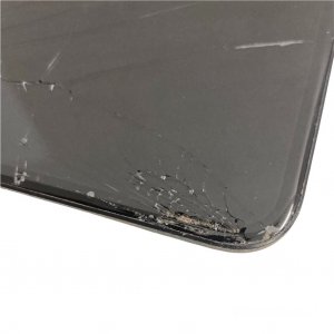 iPhone11 画面割れ・映らない等→すぐに修理可能!!