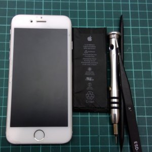 iPhone8　バッテリー交換