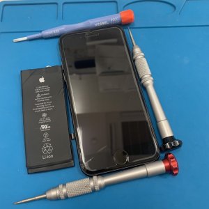 iPhone8バッテリー交換修理