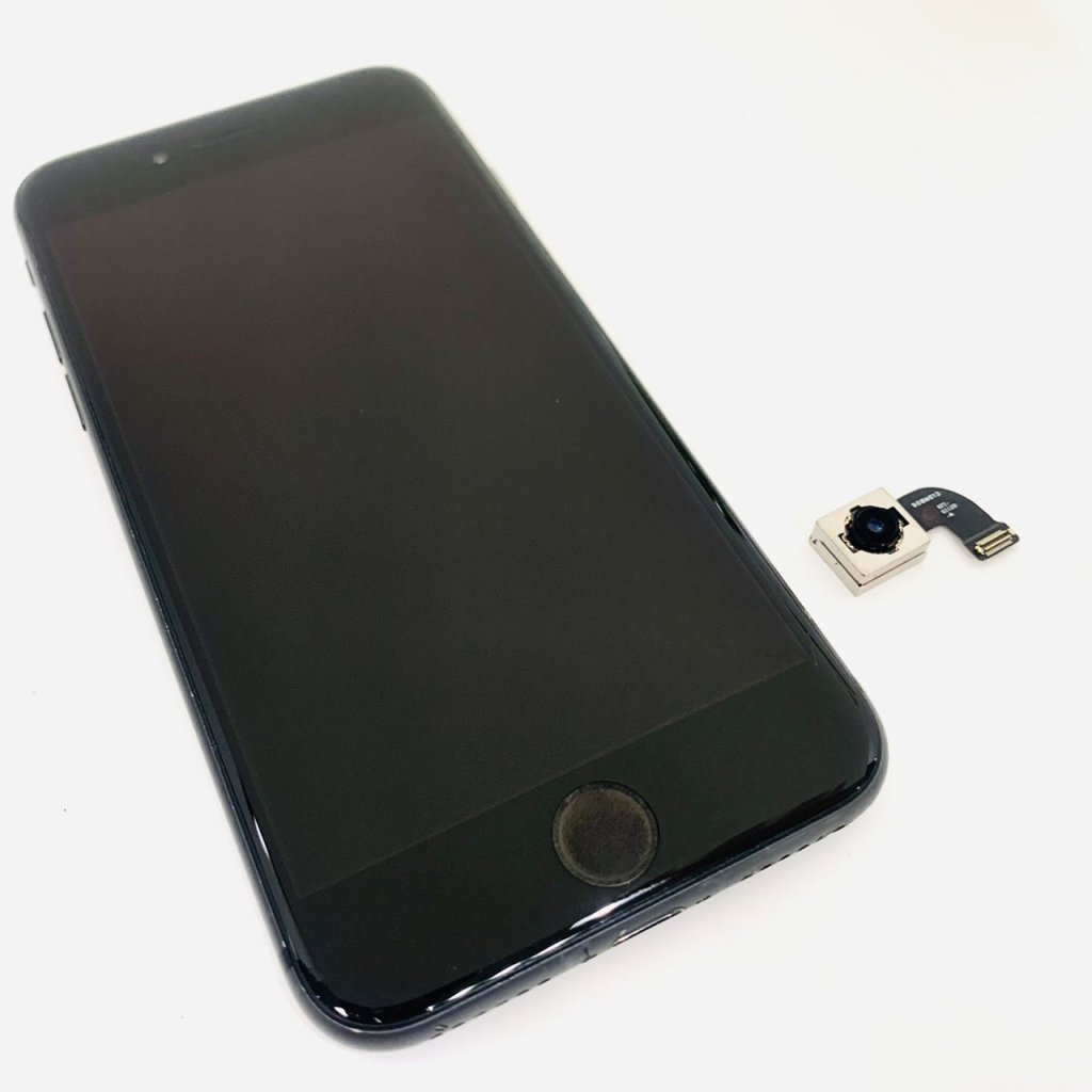 iPhone8アウトカメラ修理