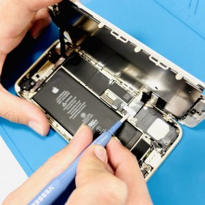 iPhone7 フロントパネル交換修理