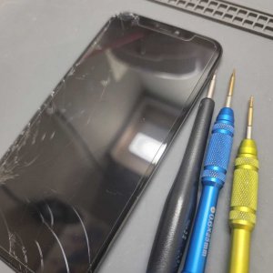 iPhone11 液晶交換