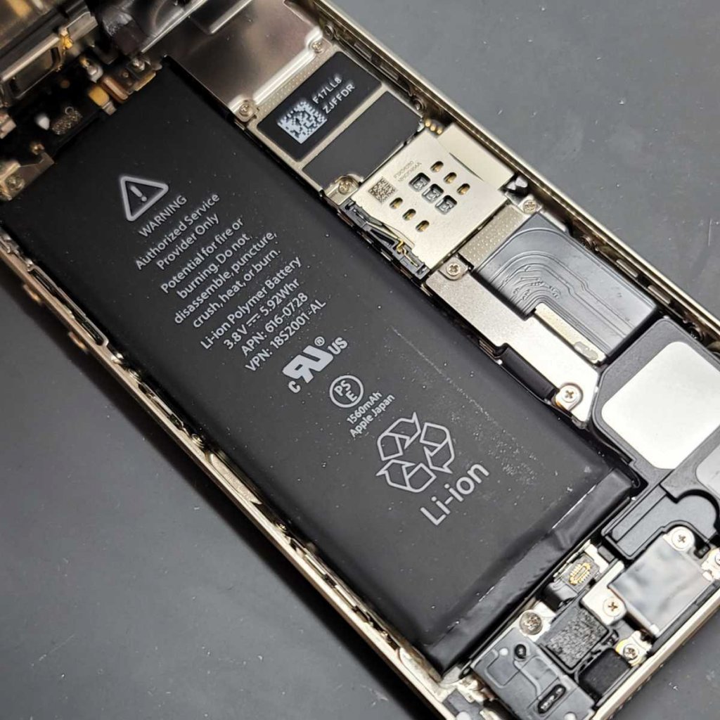 iPhoneSE バッテリー交換