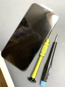 iPhoneXS ガラスパネル交換
