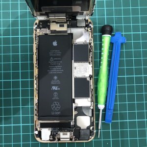 iPhone6S バッテリー交換