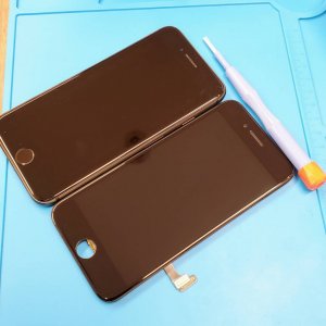 iPhone8 液晶交換修理