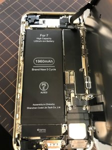 iPhone7 バッテリー交換