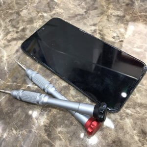 iPhone11 液晶交換