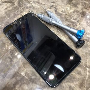 iPhoneXR 液晶交換
