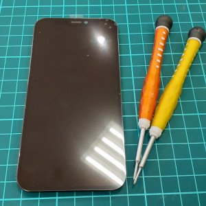 iPhone12 mini ガラスパネル交換